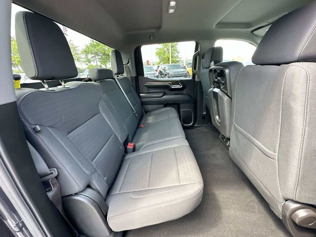 2023 Chevrolet Silverado 1500 LT (2FL)