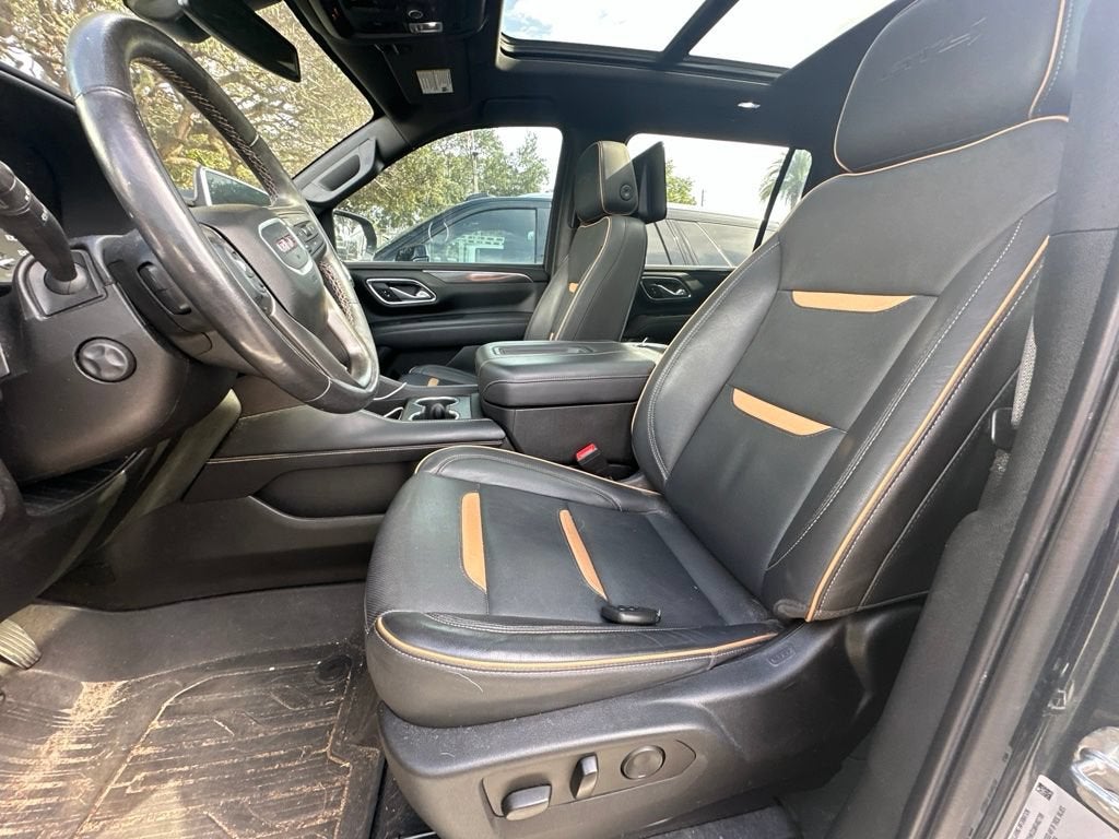 2021 GMC Yukon XL AT4