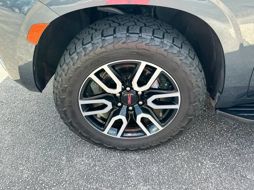 2021 GMC Yukon XL AT4
