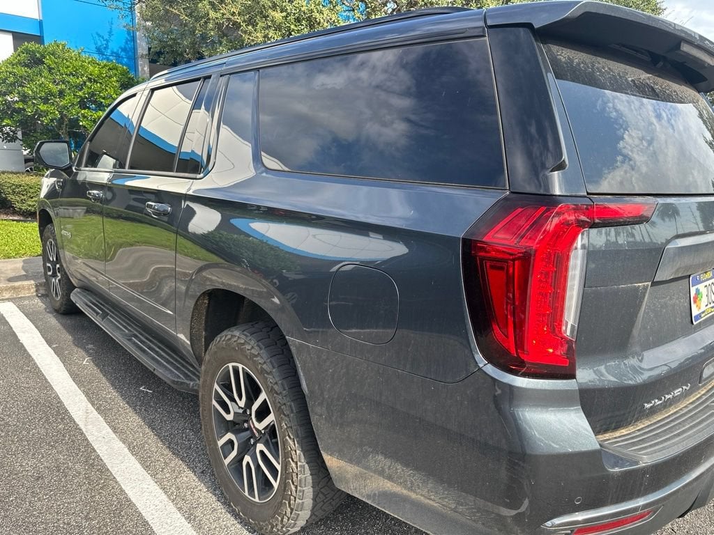 2021 GMC Yukon XL AT4