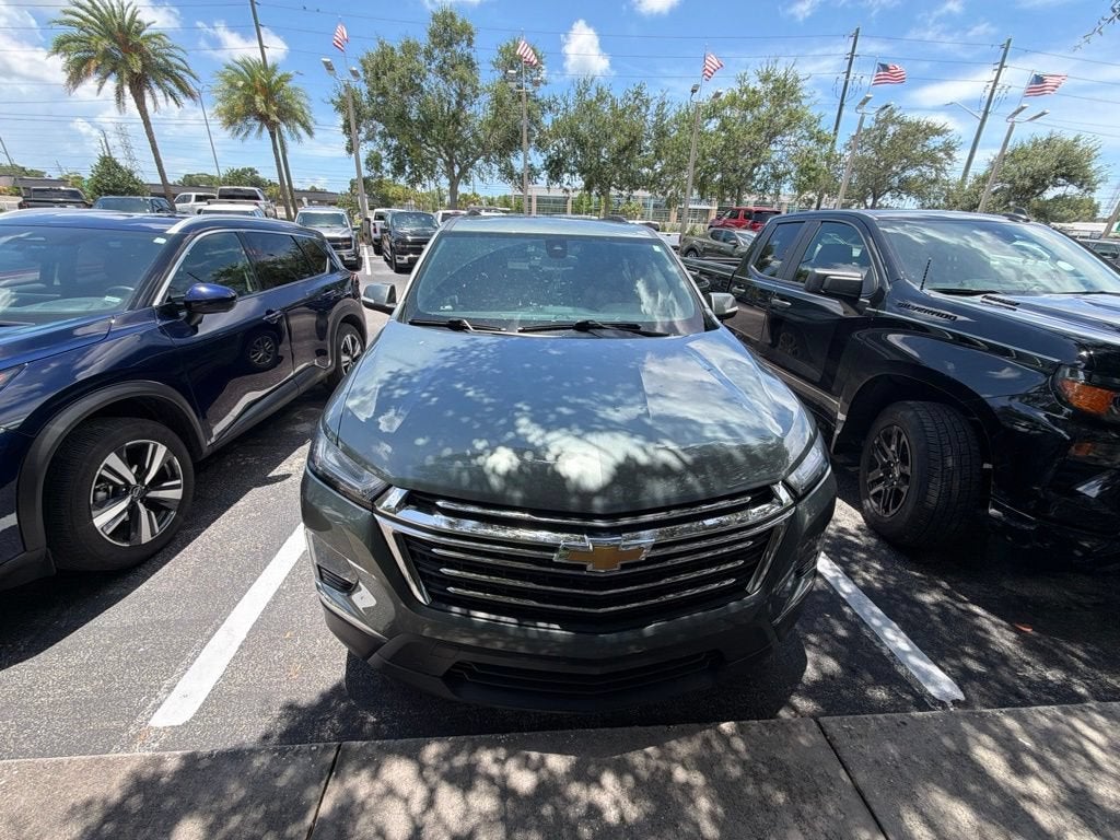 2023 Chevrolet Traverse LT Cloth