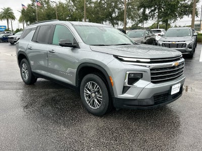 2024 Chevrolet Traverse LT