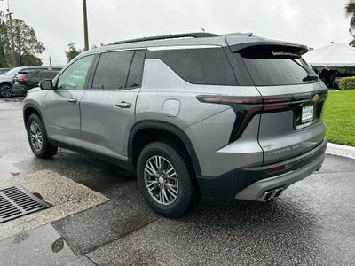 2024 Chevrolet Traverse LT