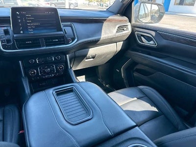 2024 Chevrolet Suburban LT