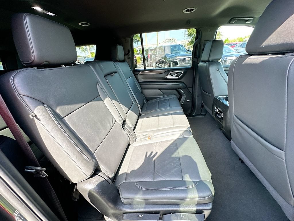 2024 Chevrolet Suburban LT