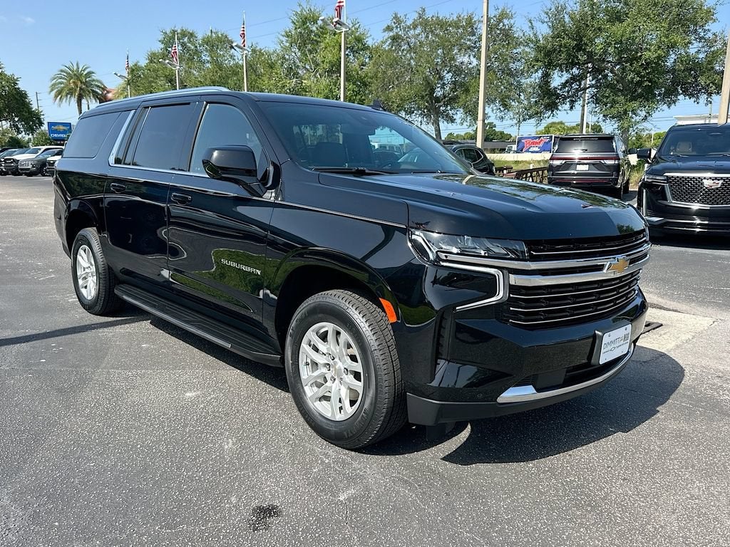 2024 Chevrolet Suburban LT