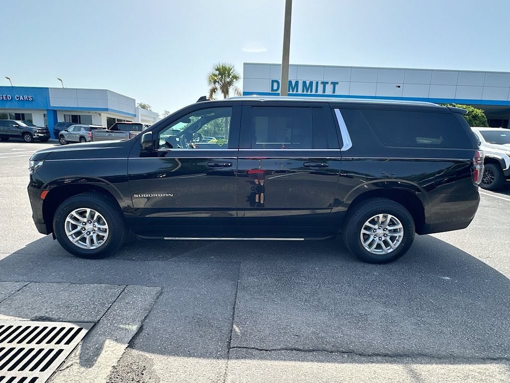 2024 Chevrolet Suburban LT