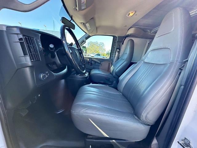 2023 GMC Savana Cargo 2500 Base