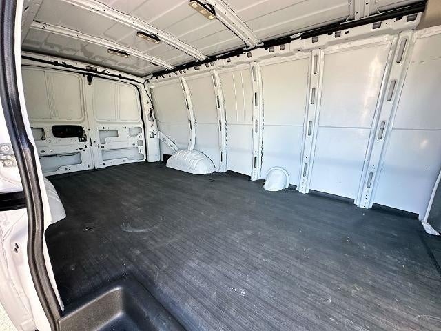 2023 GMC Savana Cargo 2500 Base