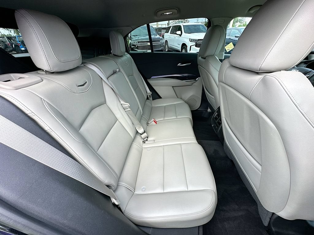 2023 Cadillac XT4 Luxury