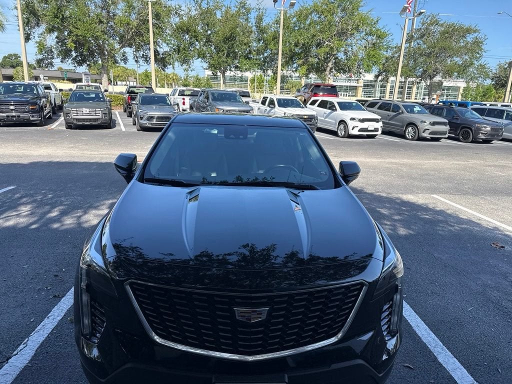 2023 Cadillac XT4 Luxury