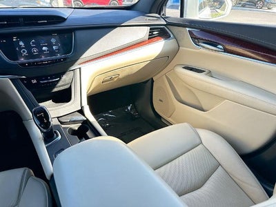2019 Cadillac XT5 Luxury AWD