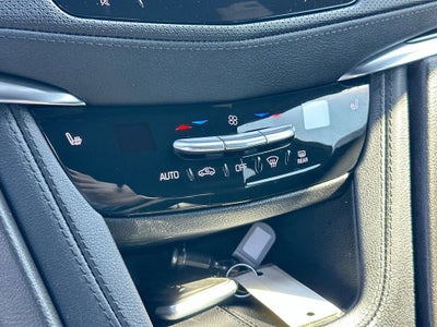 2022 Cadillac XT6 Luxury