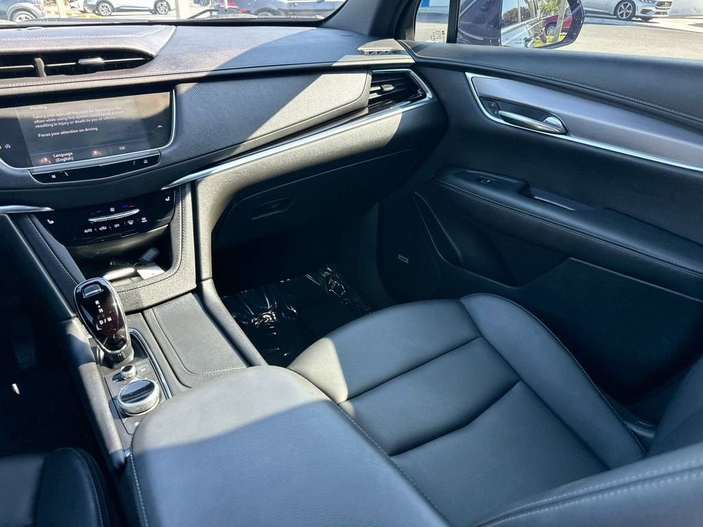2022 Cadillac XT6 Luxury