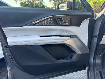 2023 Cadillac LYRIQ Luxury