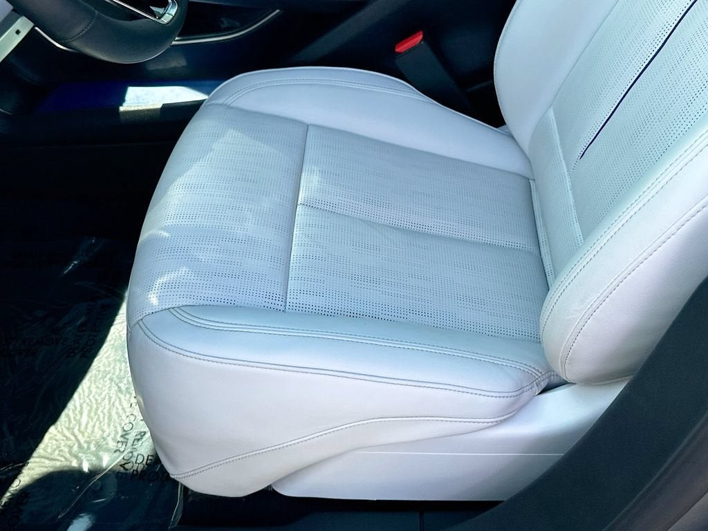 2023 Cadillac LYRIQ Luxury
