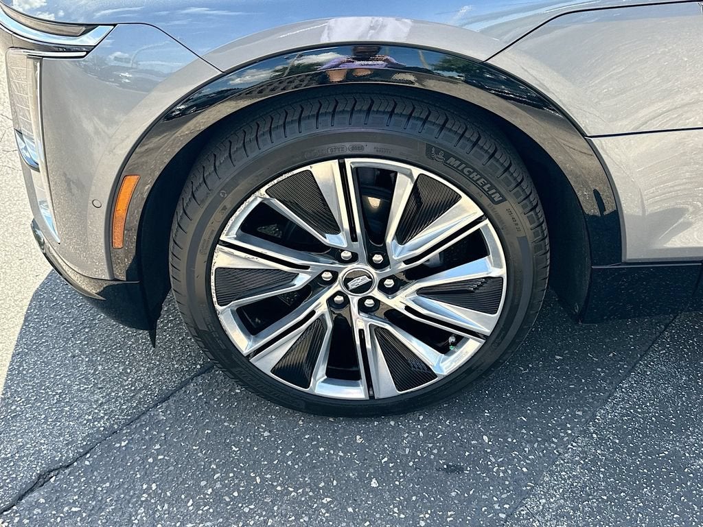 2023 Cadillac LYRIQ Luxury