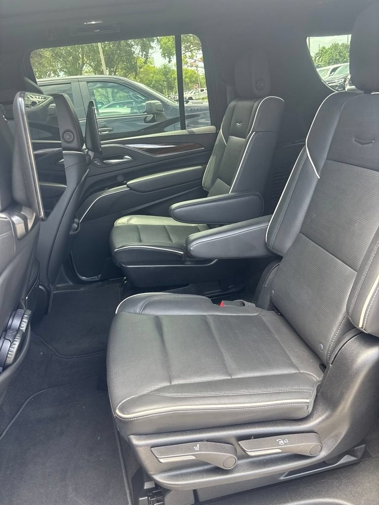 2024 Cadillac Escalade ESV Premium Luxury