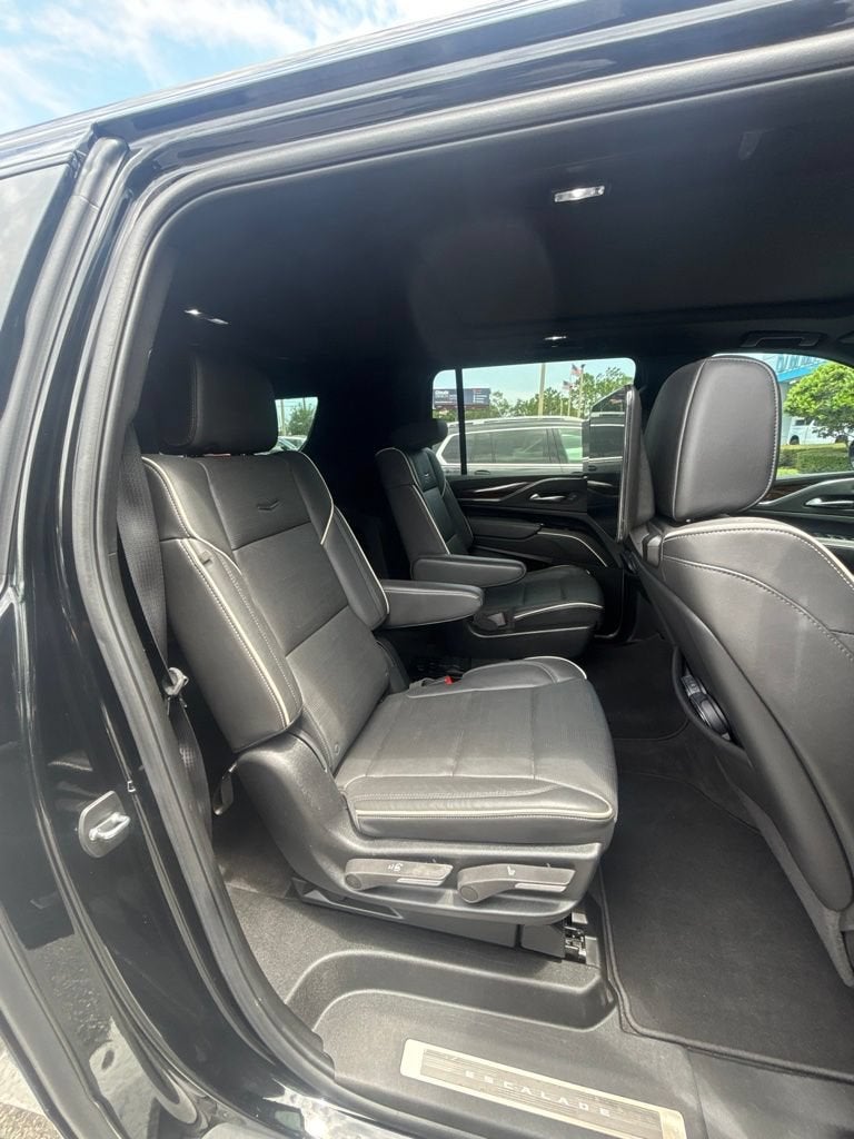 2024 Cadillac Escalade ESV Premium Luxury