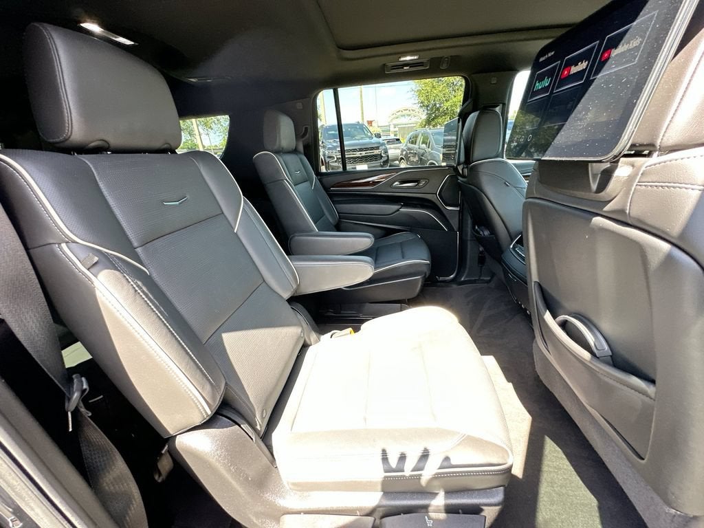 2024 Cadillac Escalade ESV Premium Luxury