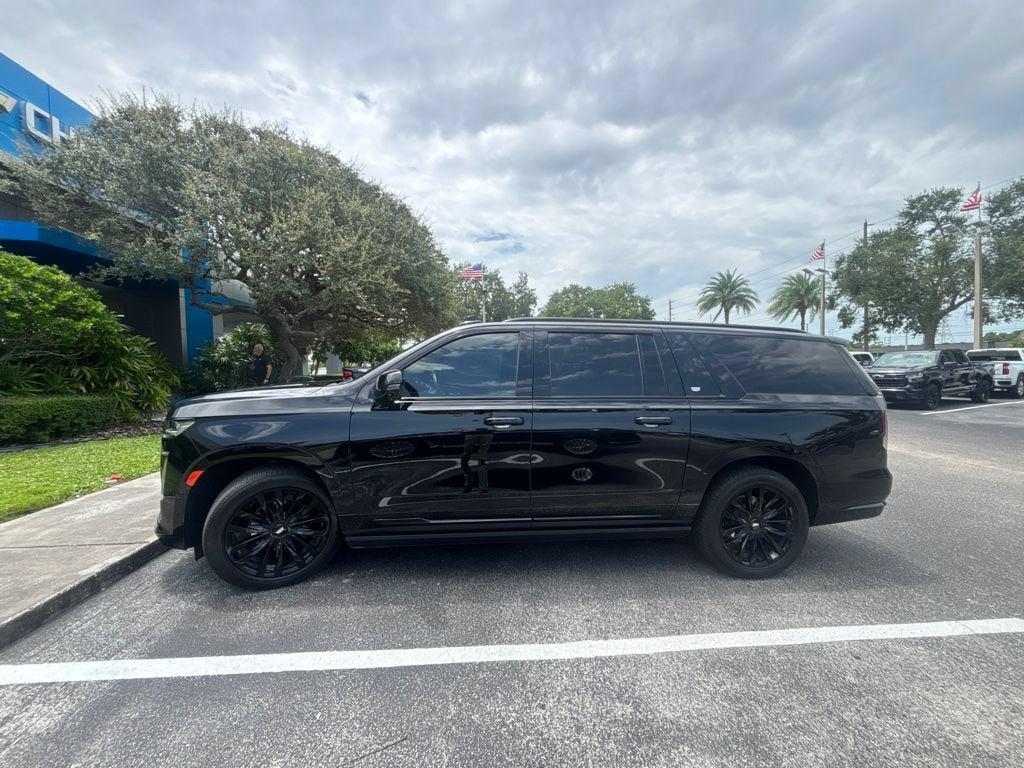 2024 Cadillac Escalade ESV Premium Luxury