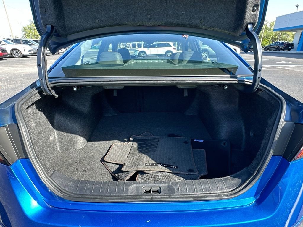 2025 Nissan Altima SR FWD