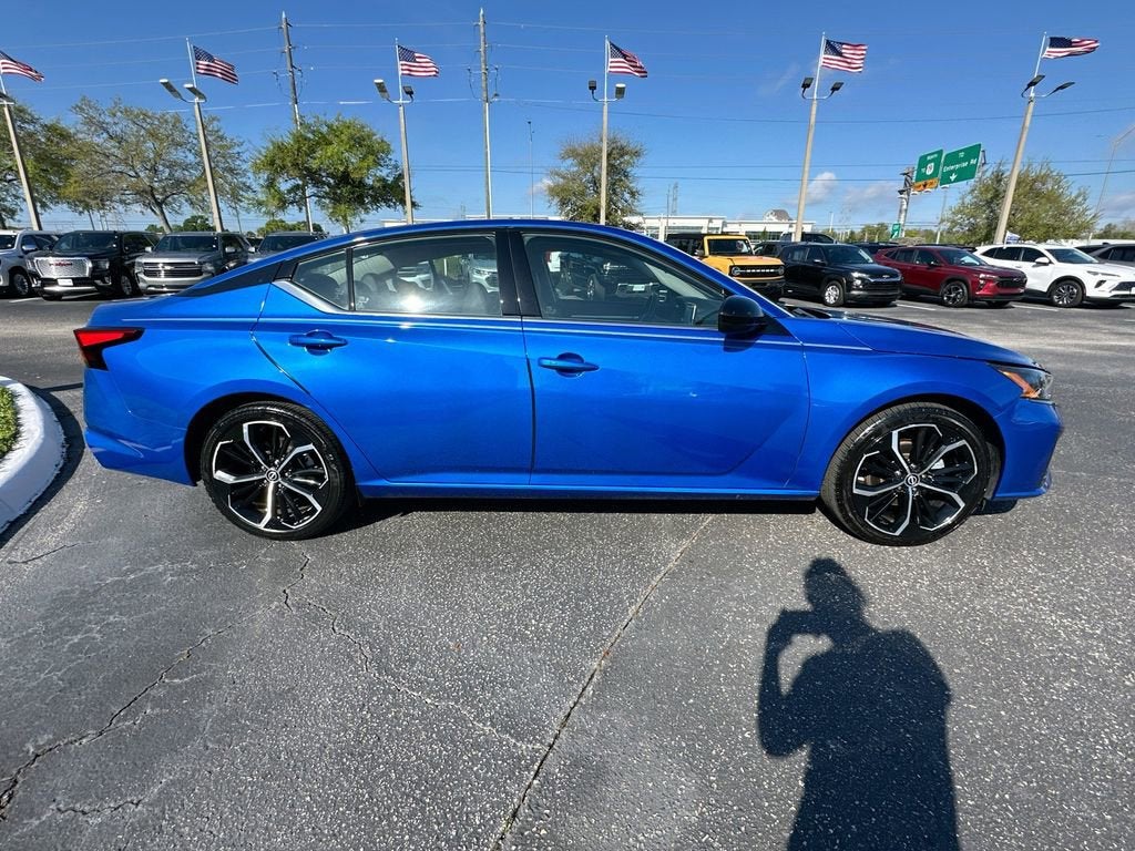 2025 Nissan Altima SR FWD