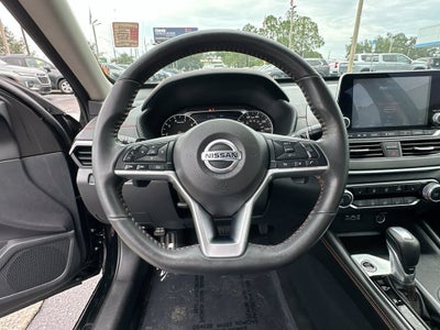 2022 Nissan Altima SR FWD