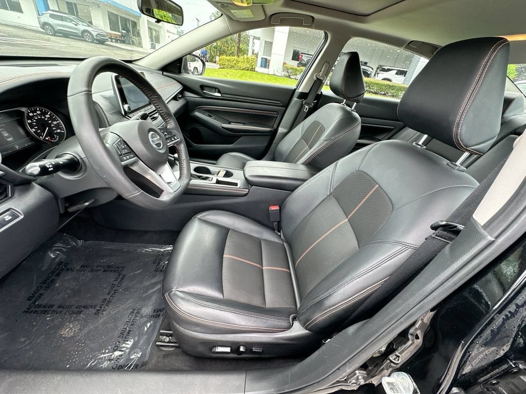 2022 Nissan Altima SR FWD