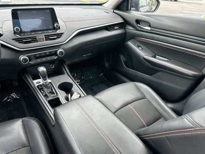 2022 Nissan Altima SR FWD