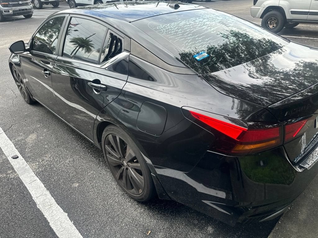 2022 Nissan Altima SR FWD