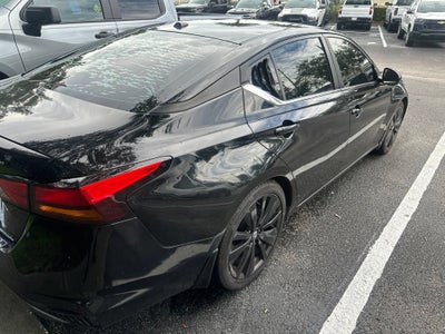 2022 Nissan Altima SR FWD