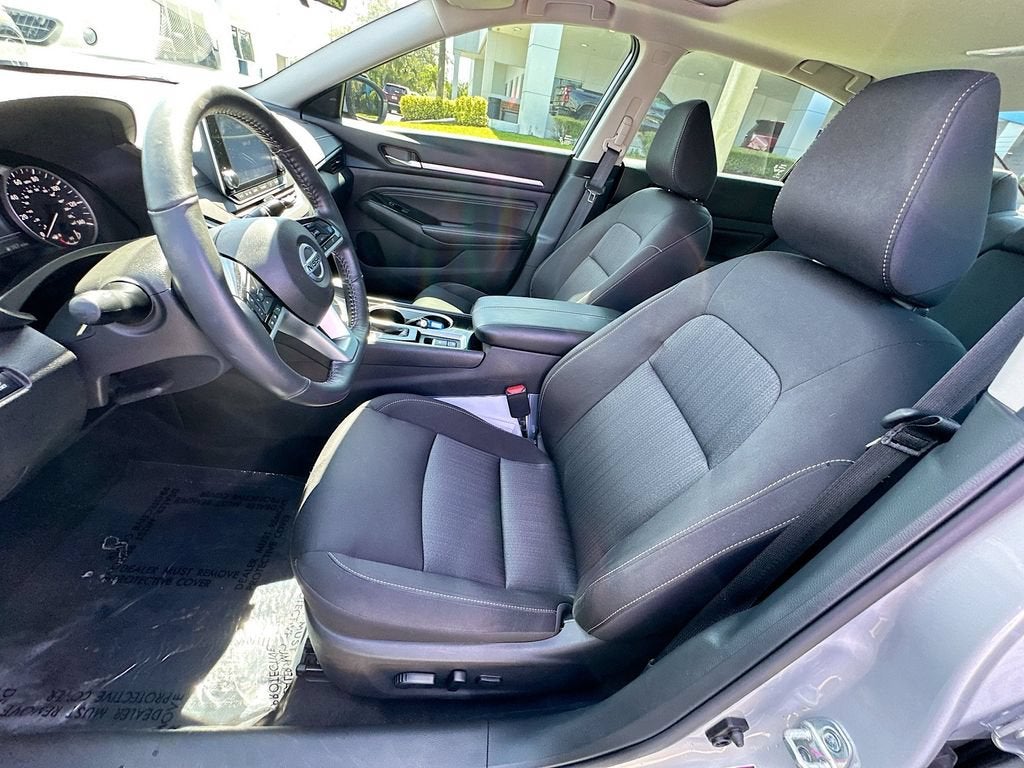 2021 Nissan Altima SV FWD