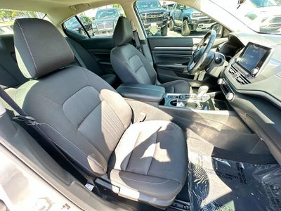 2021 Nissan Altima SV FWD