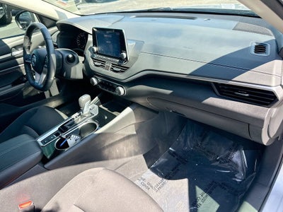 2021 Nissan Altima SV FWD
