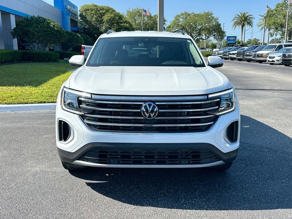 2025 Volkswagen Atlas 2.0T SE w/Technology
