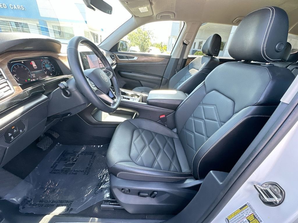2025 Volkswagen Atlas 2.0T SE w/Technology