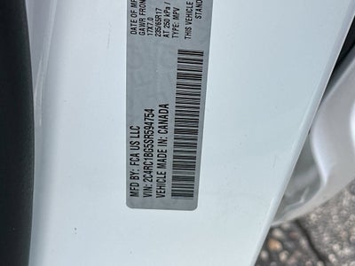 2025 Chrysler Pacifica Select