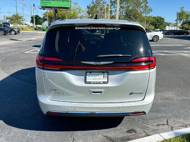 2024 Chrysler Pacifica Hybrid Select