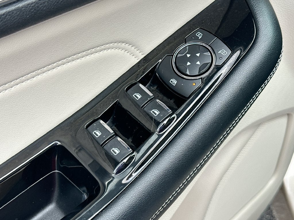 2020 Ford Edge Titanium - Photo 17