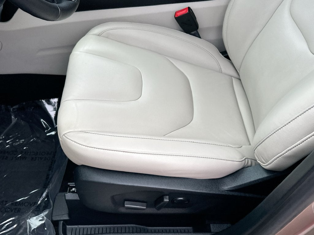 2020 Ford Edge Titanium - Photo 18