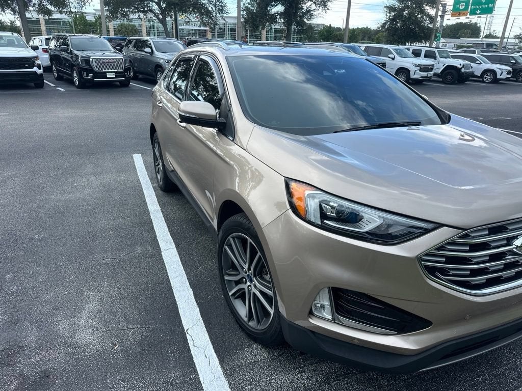 2020 Ford Edge Titanium