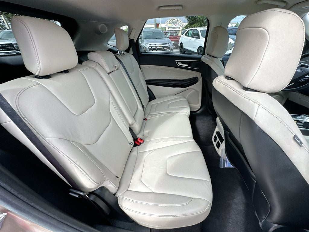 2020 Ford Edge Titanium - Photo 24