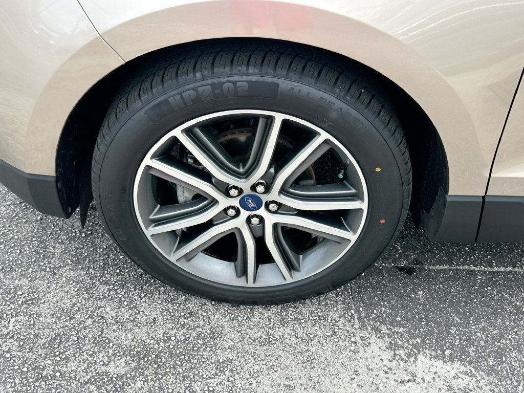 2020 Ford Edge Titanium - Photo 28