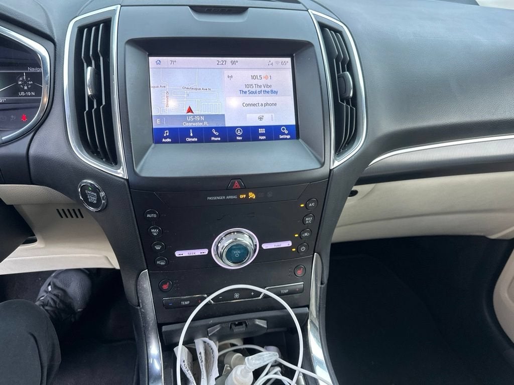 2020 Ford Edge Titanium
