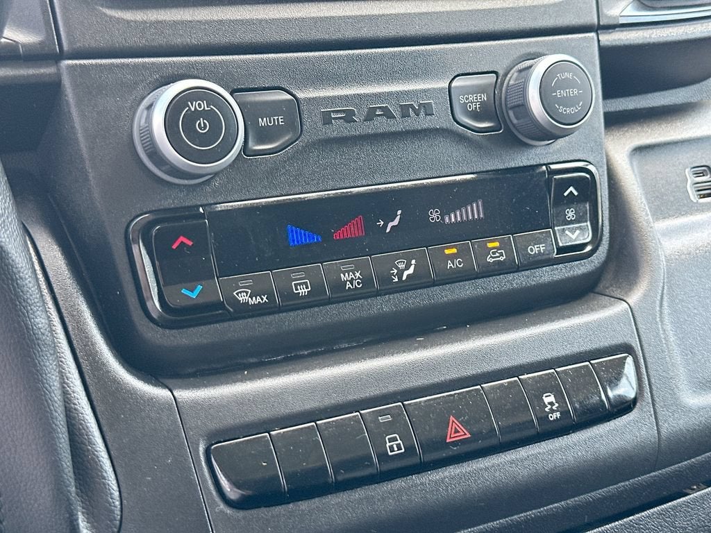 2025 RAM ProMaster Cargo Van Tradesman