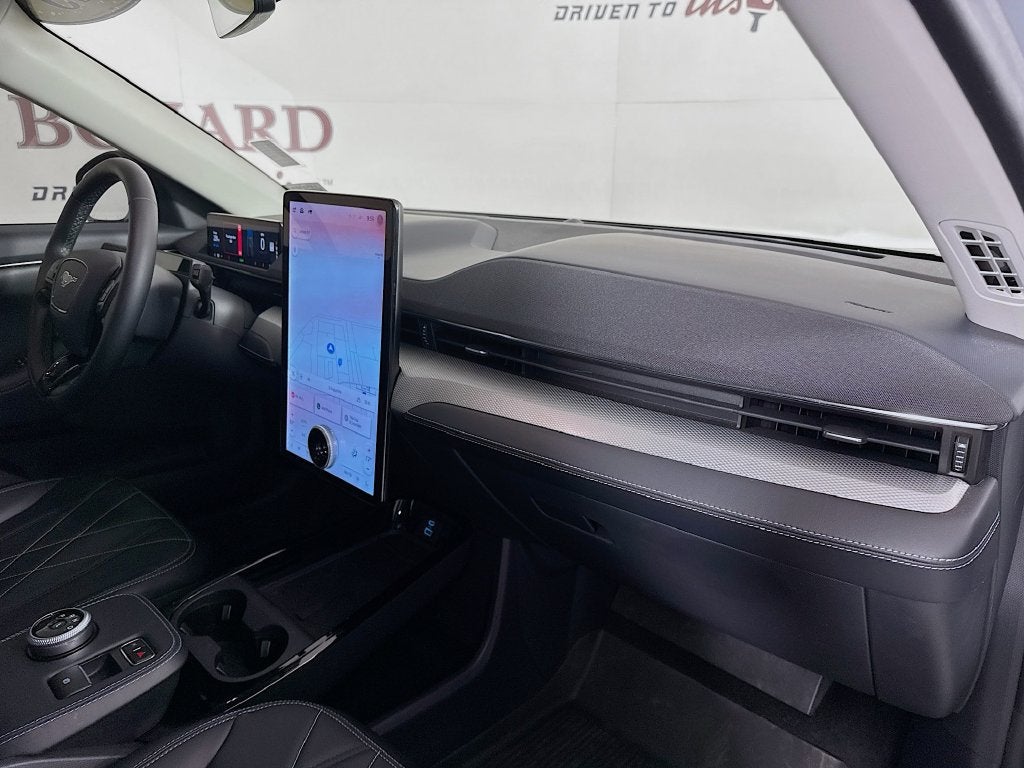 2023 Ford Mustang Mach-E California Route 1