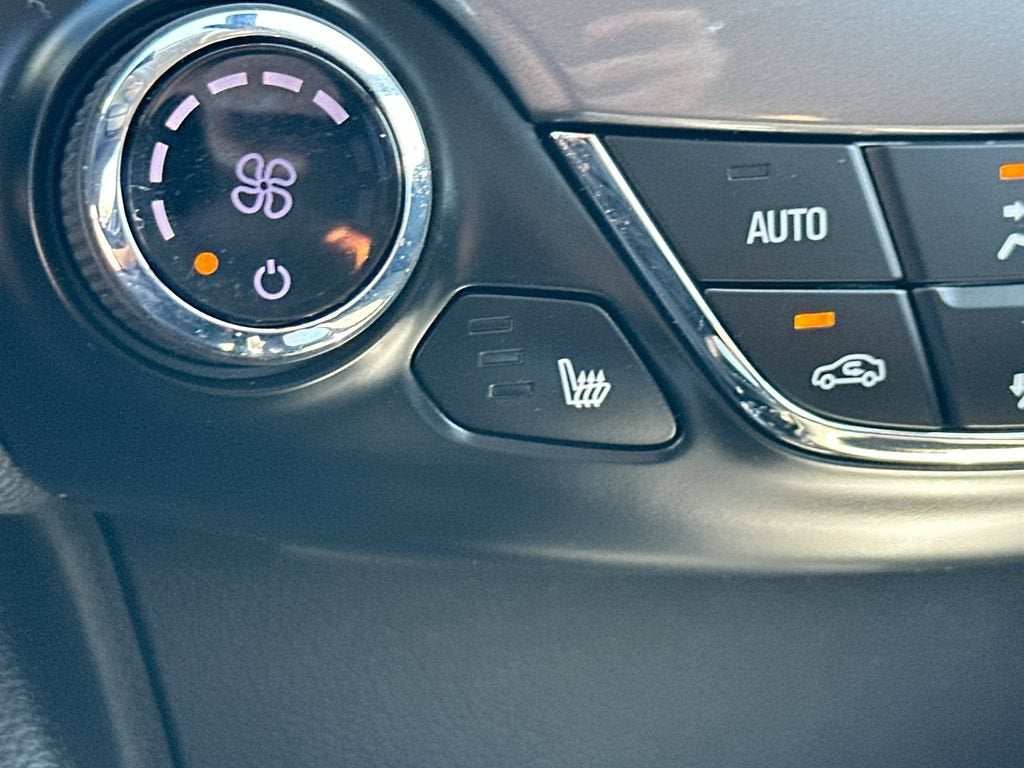 2019 Chevrolet Cruze LT - Photo 19