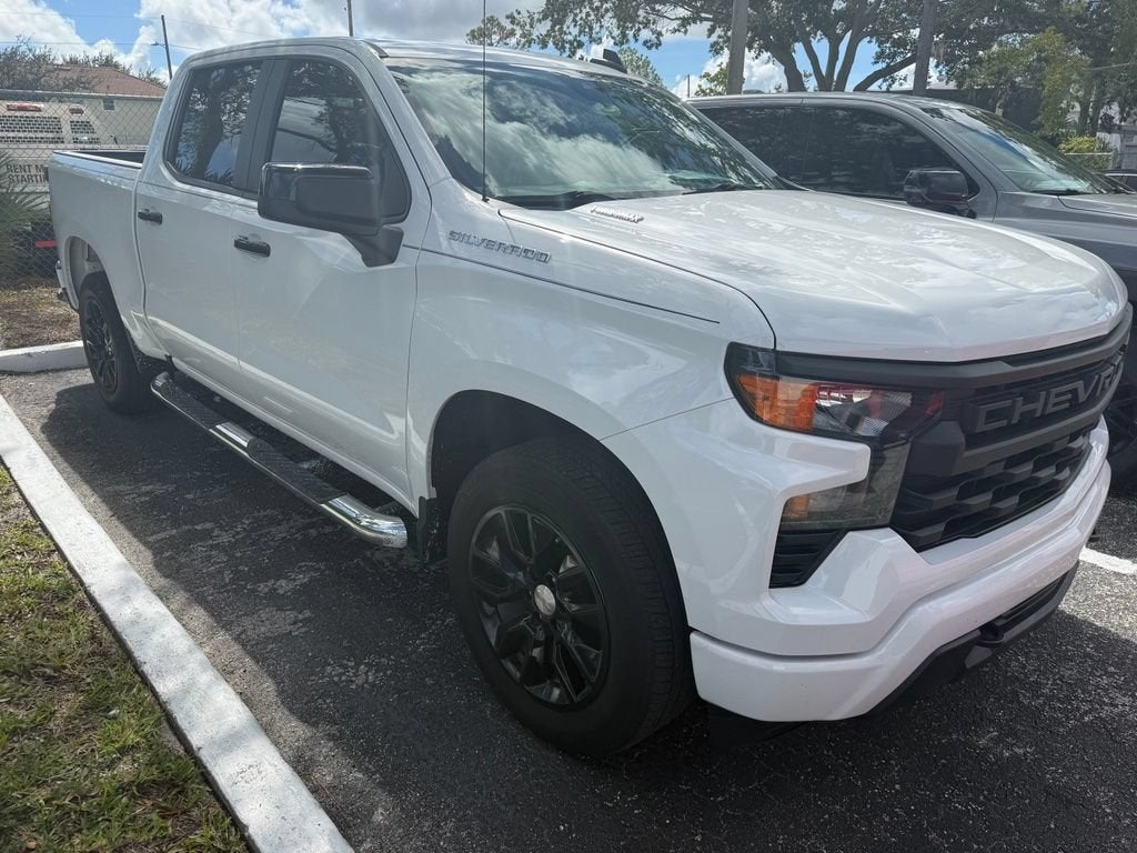 2025 Chevrolet Silverado 1500 Custom