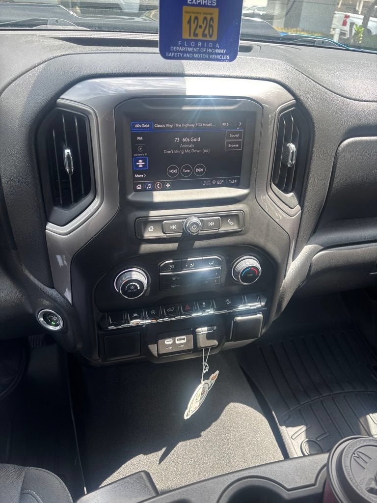 2022 Chevrolet Silverado 1500 Custom Trail Boss